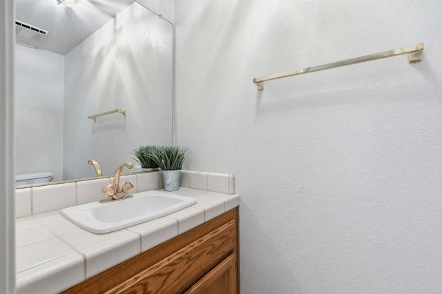 112 Rebecca Way, Folsom, CA 95630