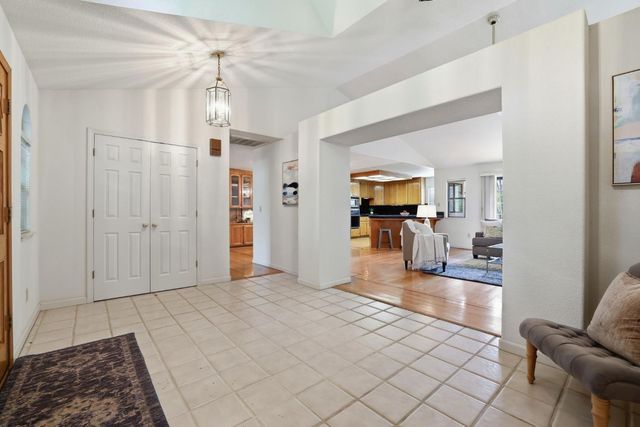 112 Rebecca Way, Folsom, CA 95630