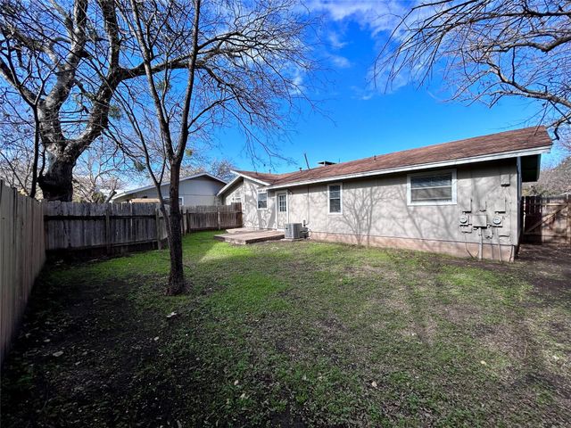 10409 Golden Meadow DR B, Austin, TX 78758