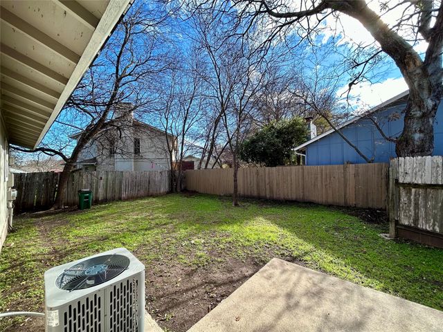 10409 Golden Meadow DR B, Austin, TX 78758
