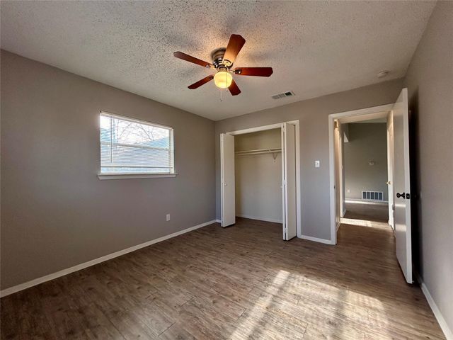 10409 Golden Meadow DR B, Austin, TX 78758