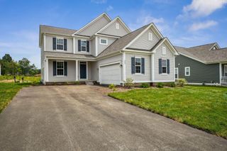 305 Reign Way, Pataskala, OH 43062