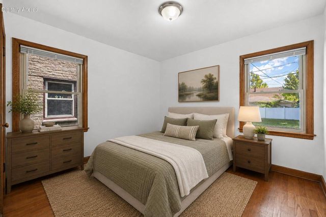 2406 S 82nd STREET, West Allis, WI 53219