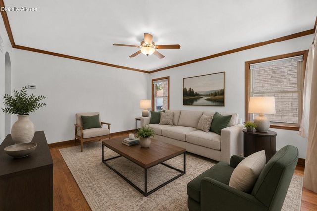 2406 S 82nd STREET, West Allis, WI 53219