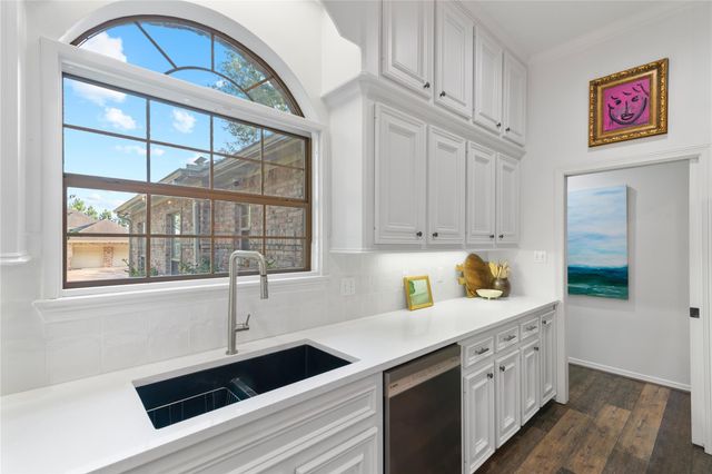 901 Longmire Road 51, Conroe, TX 77304