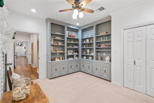 901 Longmire Road 51, Conroe, TX 77304