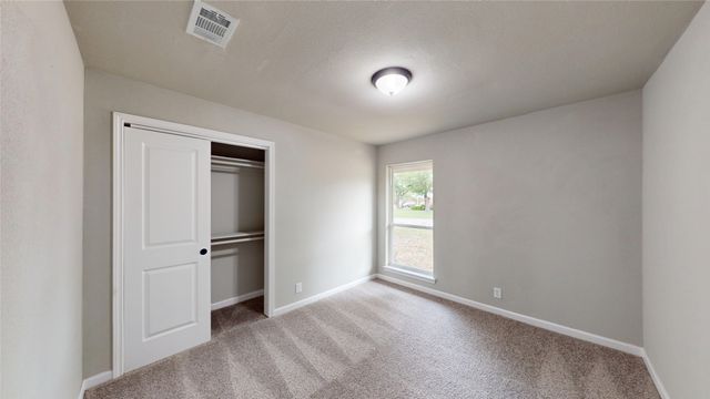 3205 Jamestown Drive, Forest Hill, TX 76140