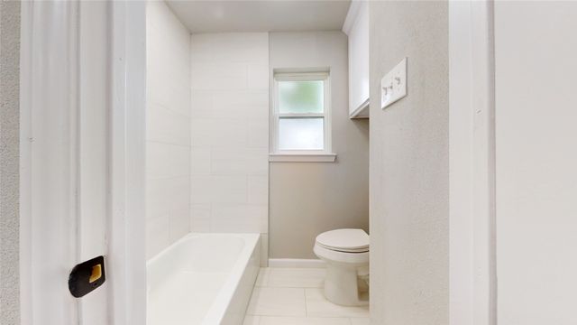 3205 Jamestown Drive, Forest Hill, TX 76140