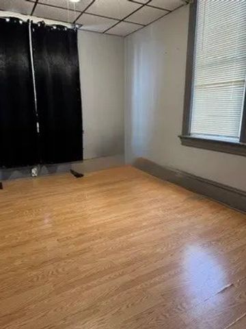 1227 Penn Ave, New Brighton, PA 15066