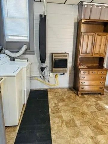 1227 Penn Ave, New Brighton, PA 15066