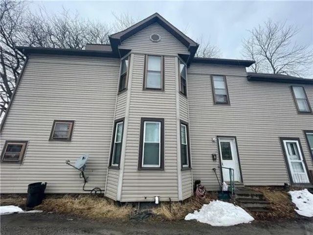 1227 Penn Ave, New Brighton, PA 15066