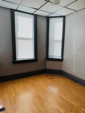 1227 Penn Ave, New Brighton, PA 15066