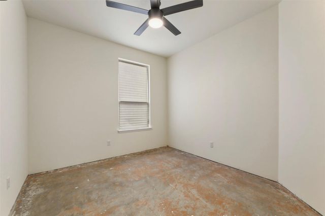 155 Big Leaf DR, Buda, TX 78610