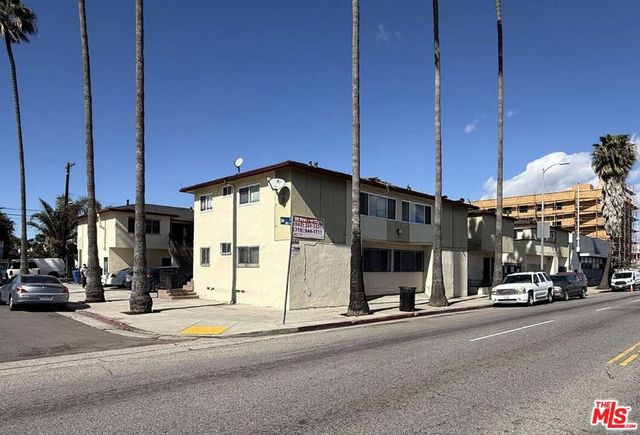 8317 - 25 S Western Avenue, Los Angeles, CA 90047