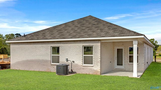 129 Cattail Court, Guntersville, AL 35976