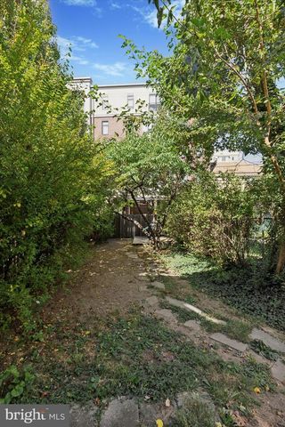 36 S CRICKET TER, Ardmore, PA 19003