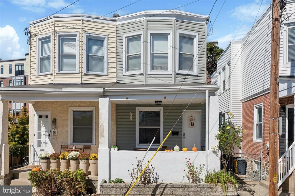 36 S CRICKET TER, Ardmore, PA 19003