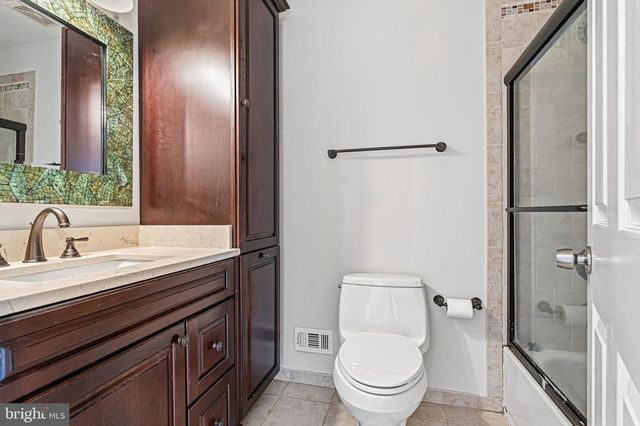 2 THE STRAND, Sparks, MD 21152