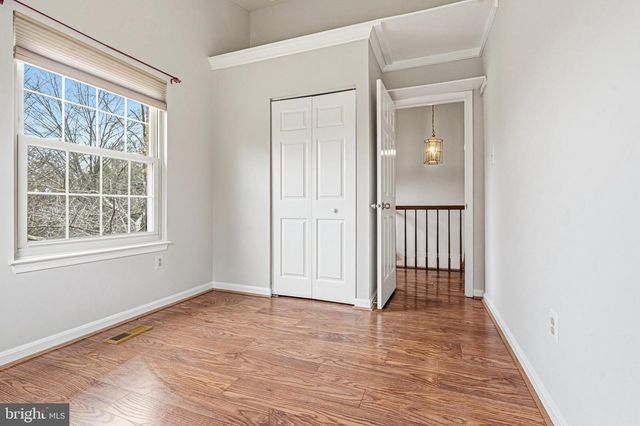 2 THE STRAND, Sparks, MD 21152