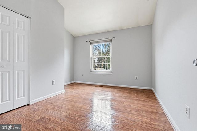 2 THE STRAND, Sparks, MD 21152