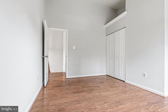 2 THE STRAND, Sparks, MD 21152