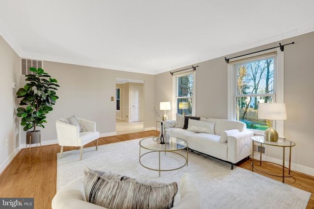 987 OLD HOLLY DR, Great Falls, VA 22066