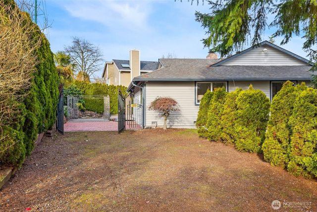 8515 129th Avenue SE, Newcastle, WA 98056