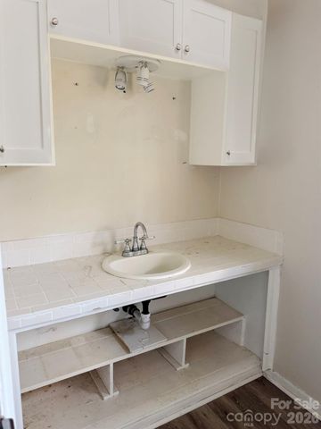 4025 Fringewood Drive, Concord, NC 28025