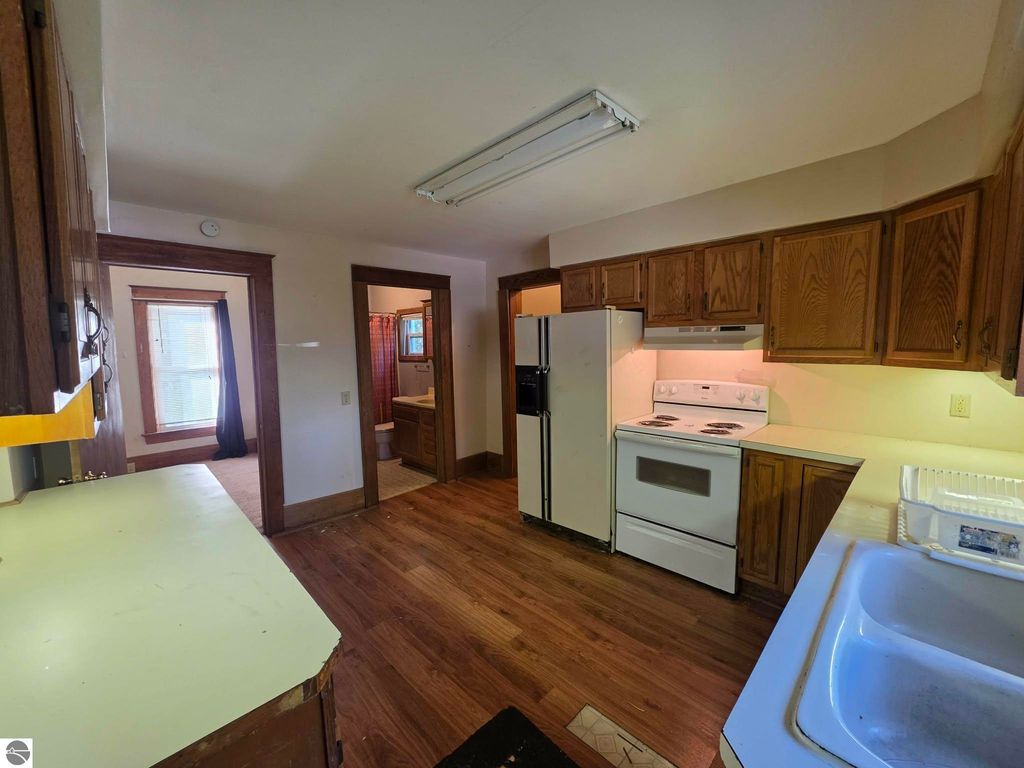 Image 12 of property listing at 120 Moyer Avenue, Alma, MI 48801