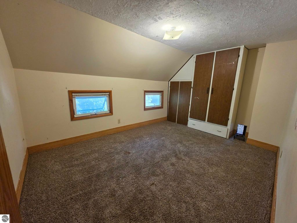 Image 19 of property listing at 120 Moyer Avenue, Alma, MI 48801
