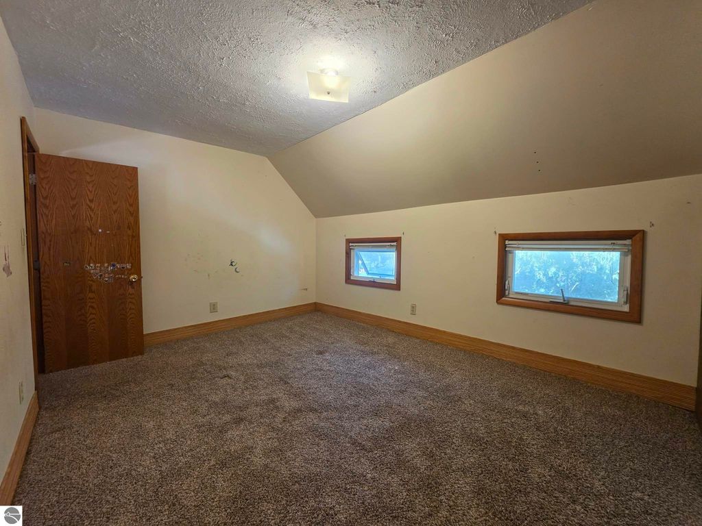 Image 20 of property listing at 120 Moyer Avenue, Alma, MI 48801