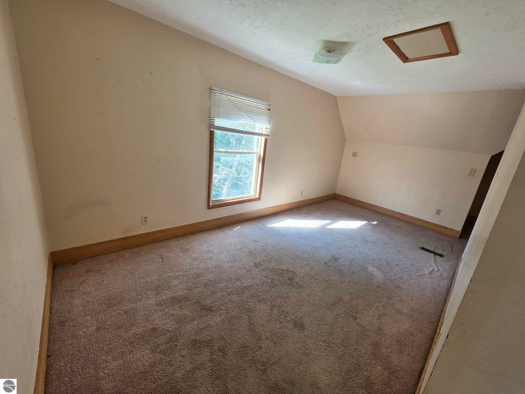 Image 24 of property listing at 120 Moyer Avenue, Alma, MI 48801