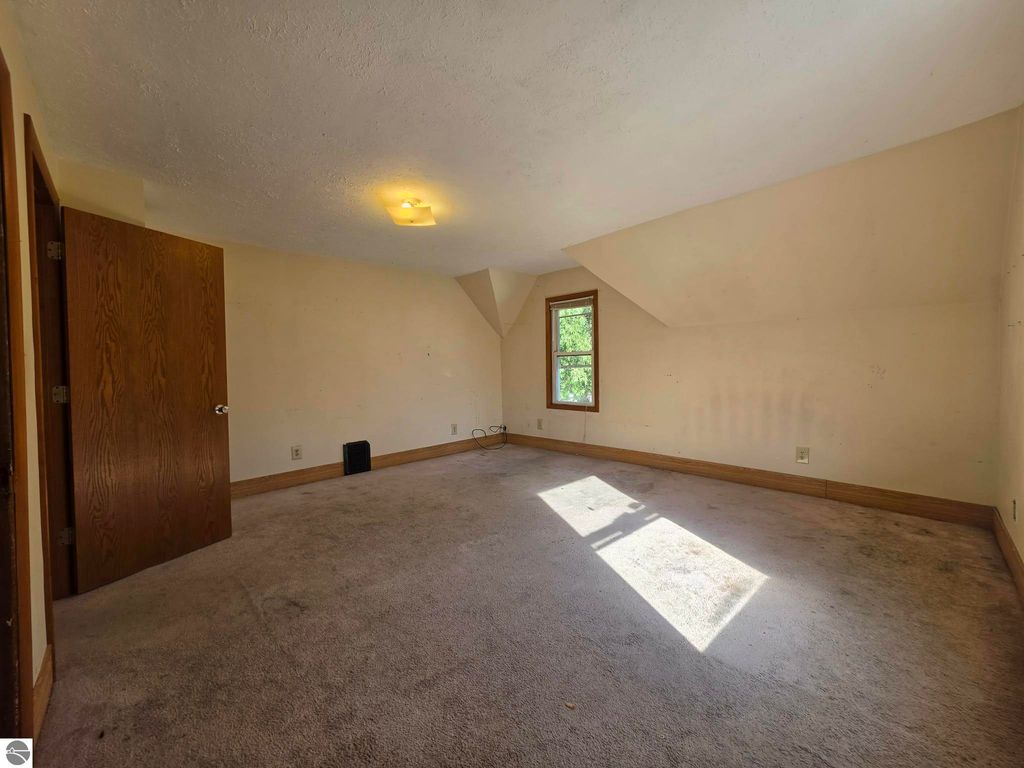 Image 27 of property listing at 120 Moyer Avenue, Alma, MI 48801