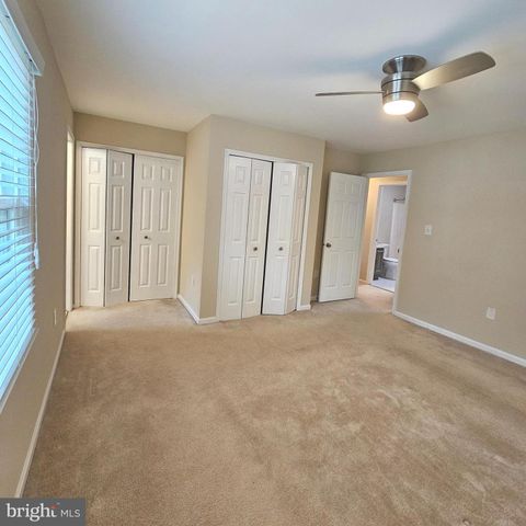 6413 FOUR OAKS LN, Burke, VA 22015