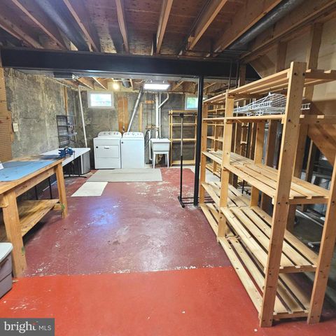 6413 FOUR OAKS LN, Burke, VA 22015