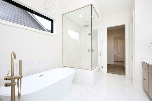 605 Pelican Drive, Polk City, IA 50226