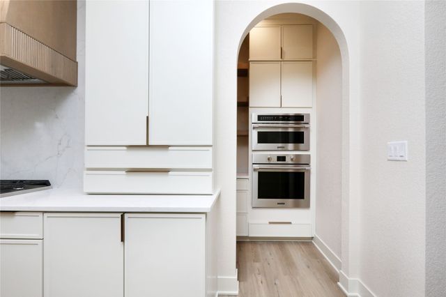 605 Pelican Drive, Polk City, IA 50226