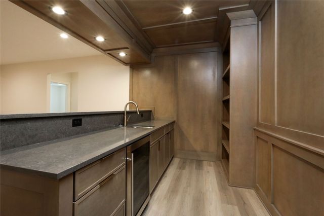 605 Pelican Drive, Polk City, IA 50226