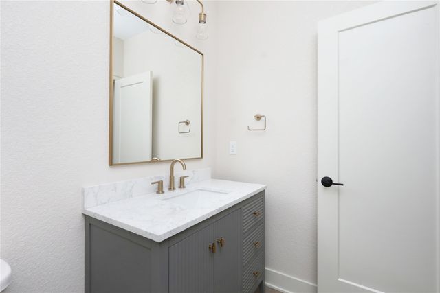 605 Pelican Drive, Polk City, IA 50226