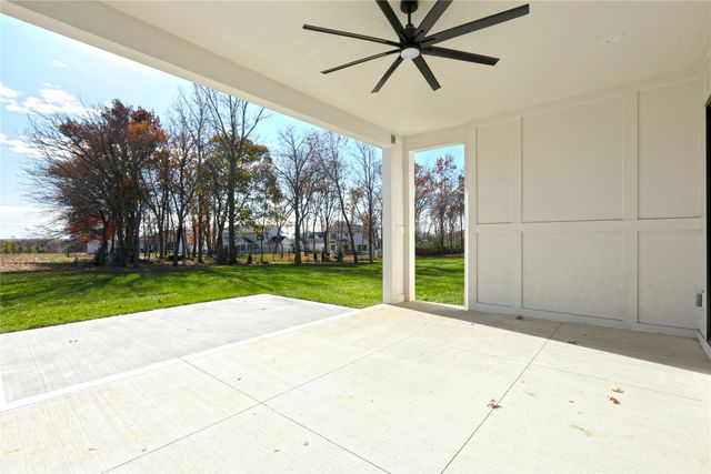 605 Pelican Drive, Polk City, IA 50226