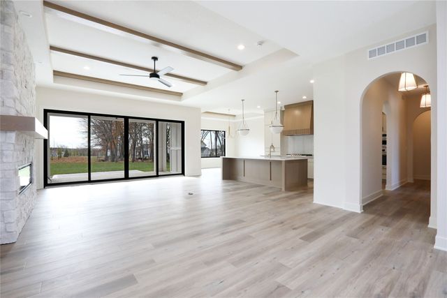 605 Pelican Drive, Polk City, IA 50226