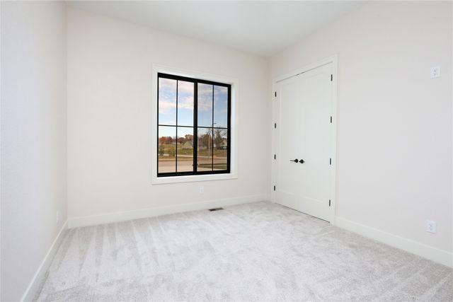 605 Pelican Drive, Polk City, IA 50226