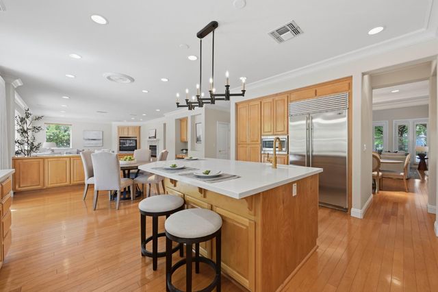 2228 Belvedere Cir, Roseville, CA 95678