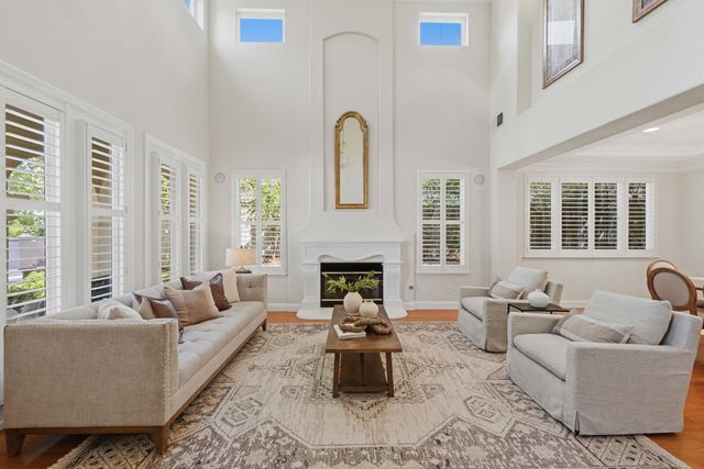 2228 Belvedere Cir, Roseville, CA 95678