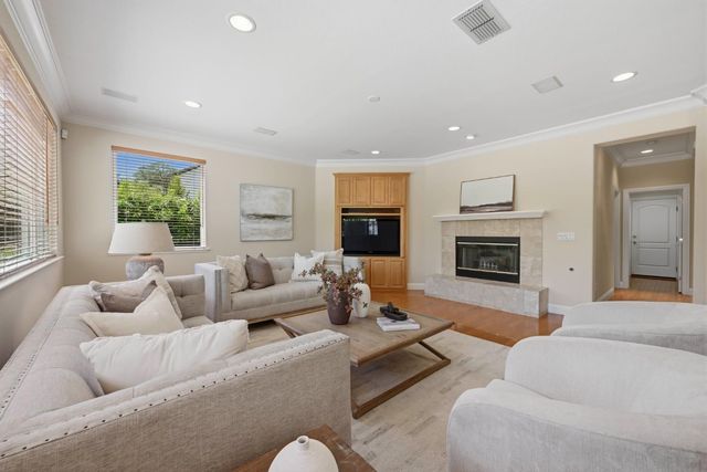 2228 Belvedere Cir, Roseville, CA 95678