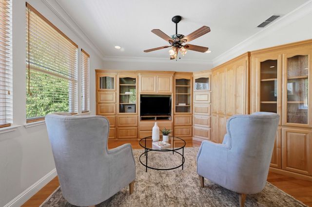 2228 Belvedere Cir, Roseville, CA 95678