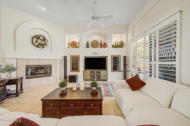 1050 N KRISTIN Lane, Chandler, AZ 85226