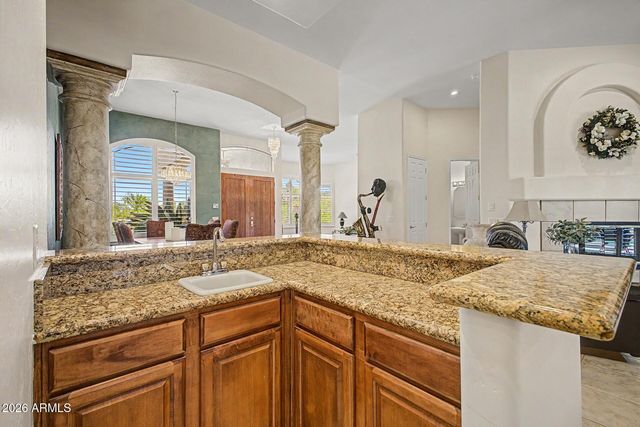 1050 N KRISTIN Lane, Chandler, AZ 85226
