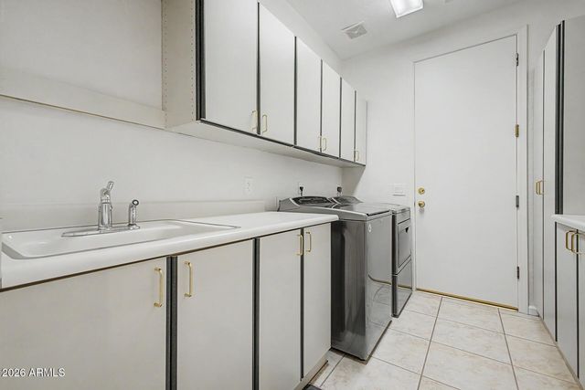 1050 N KRISTIN Lane, Chandler, AZ 85226
