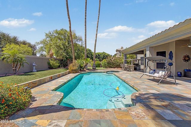 1050 N KRISTIN Lane, Chandler, AZ 85226